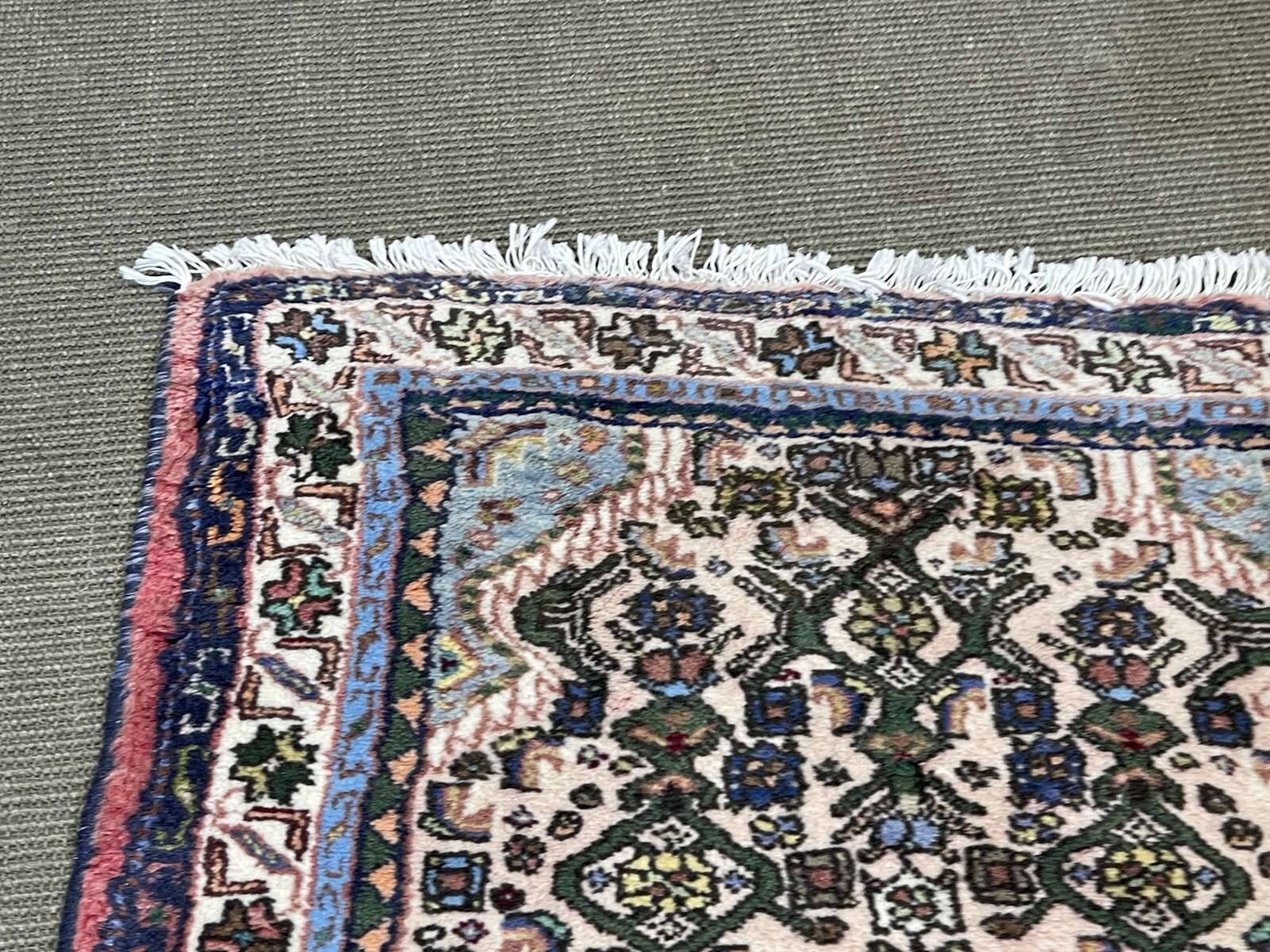 Handmade wool Iranian rug - 1.25m x 0.75m