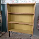 Bibliothèque jaune vintage