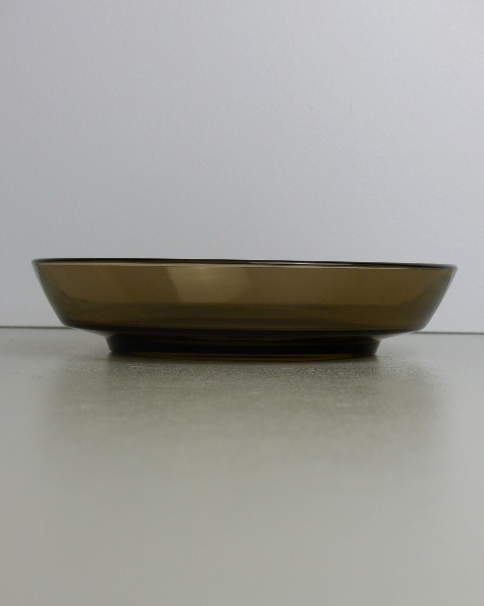 Set of 6 hollow plates in Vereco smoked glass