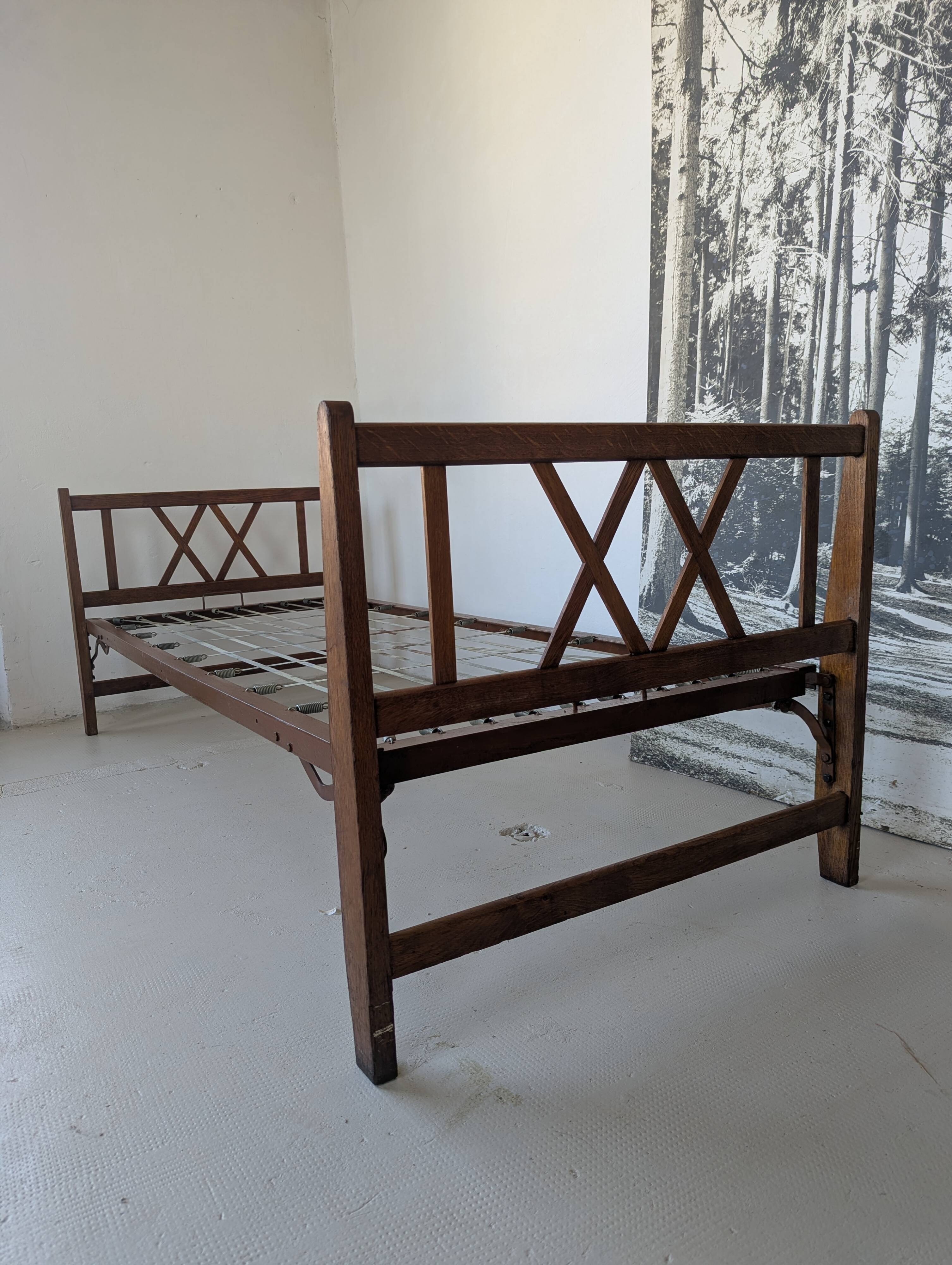 Bed, daybed, style reconstruction, in oak, 1950s.
