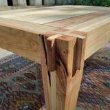 Table basse en bois huilé