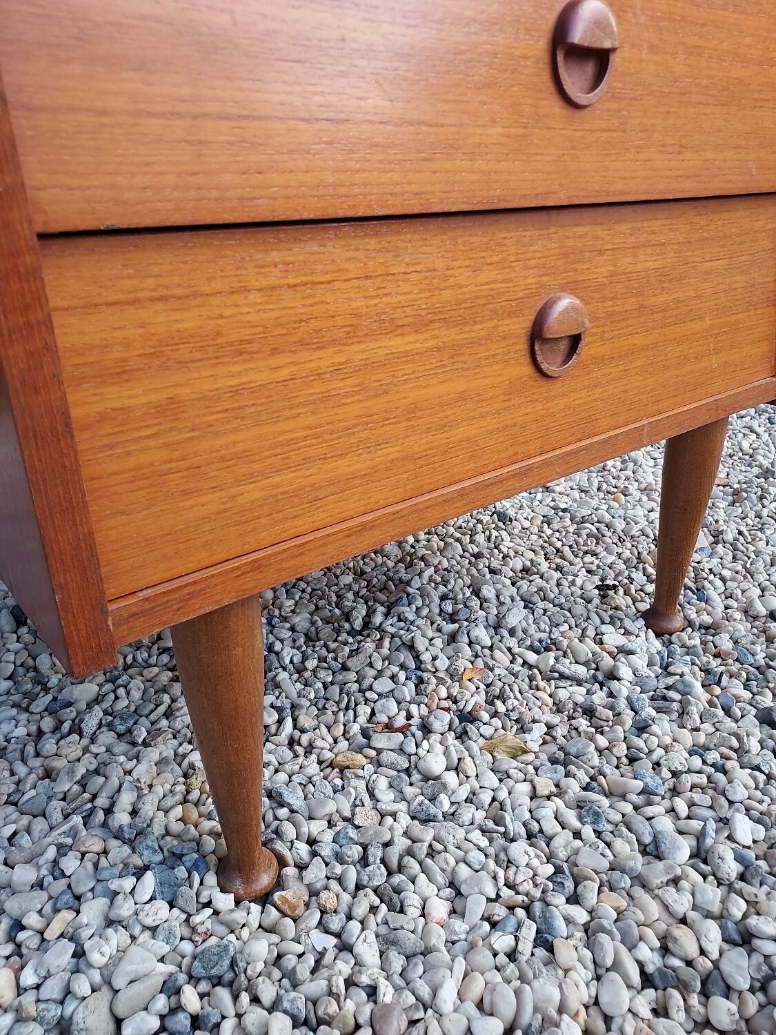 Teak chiffonier