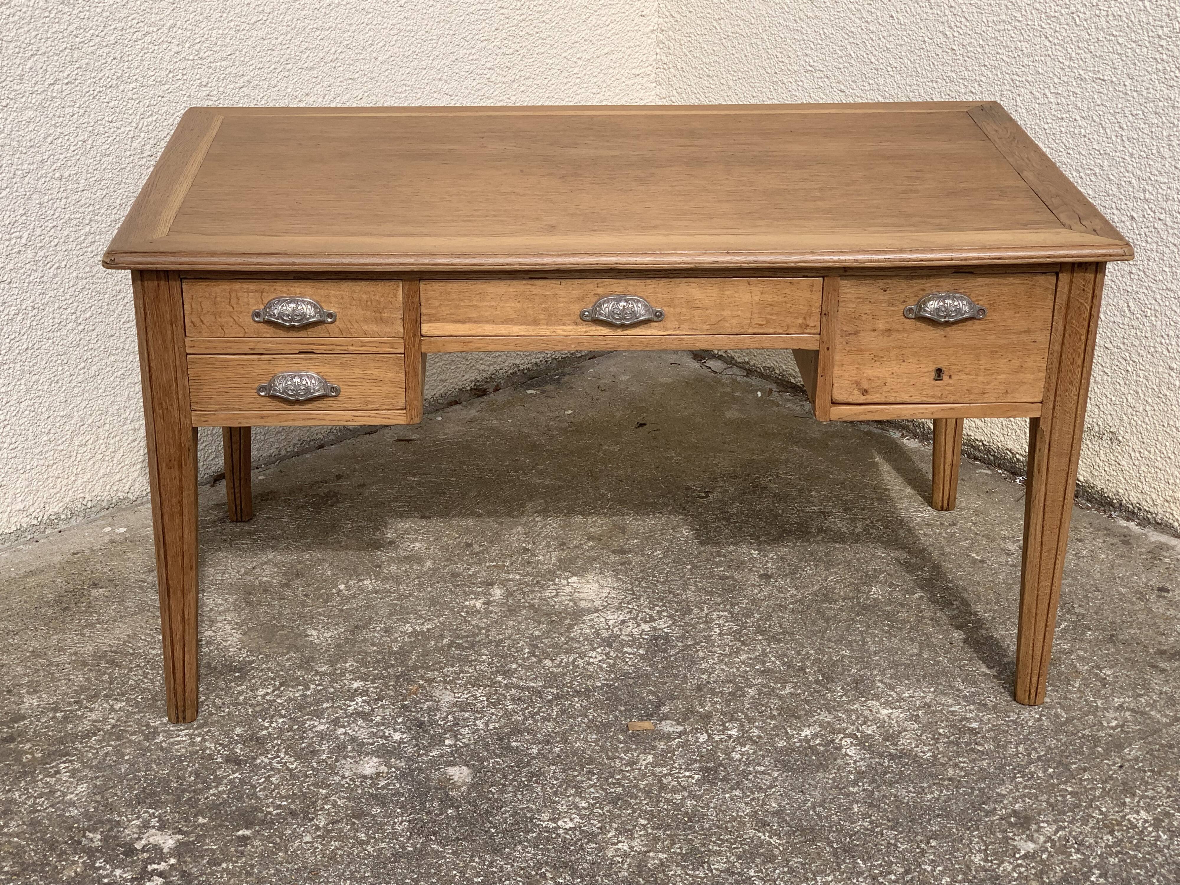 Solid desk in raw oak handles art deco shells