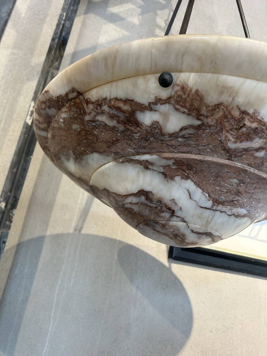 Plafonnier art déco suédois en marbre rose