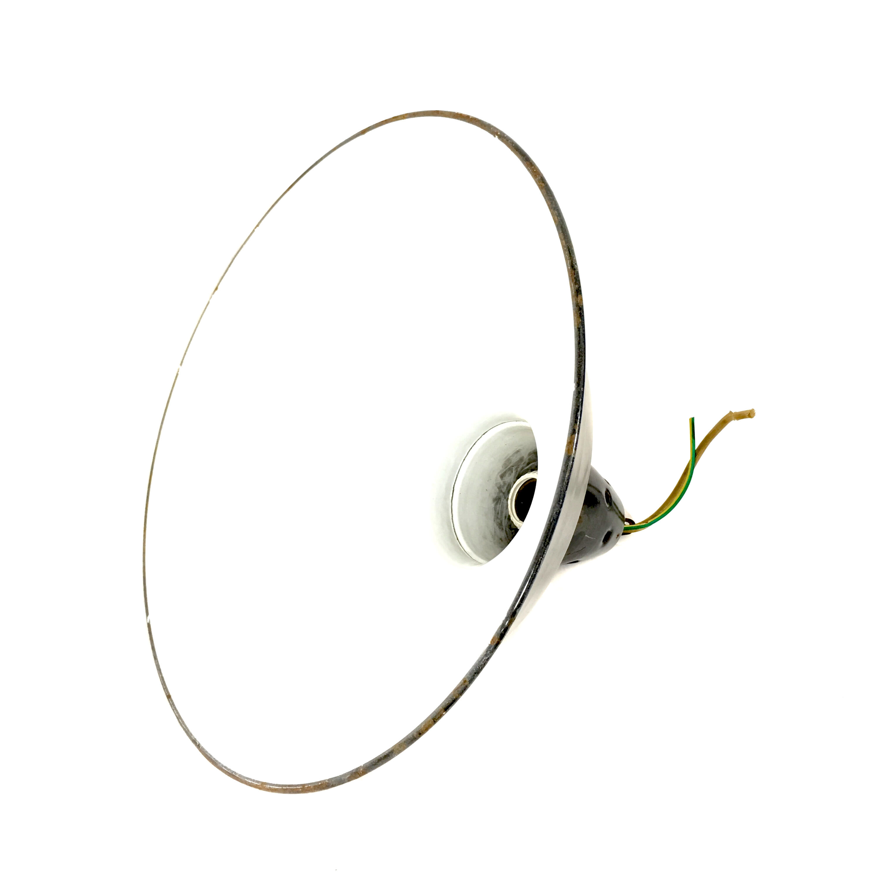 Enamelled steel suspension