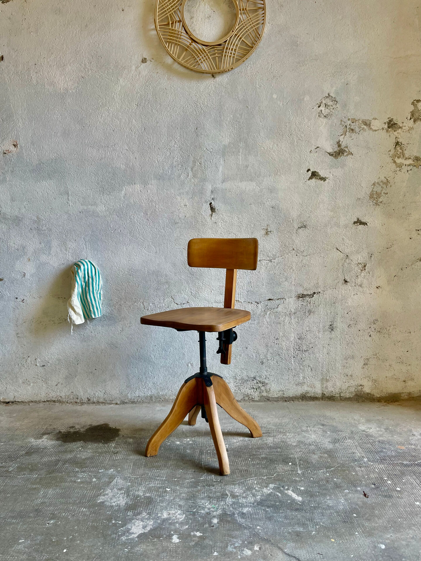 Vintage workshop office chair wood - Albert Stoll Federdreh – 1950s