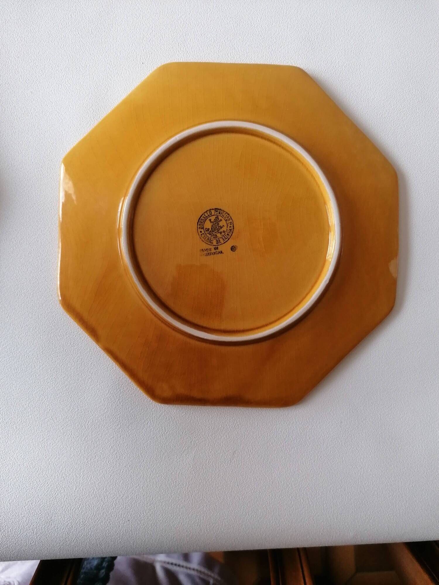 6 dessert plates Bordallo Pinheiro barbotine