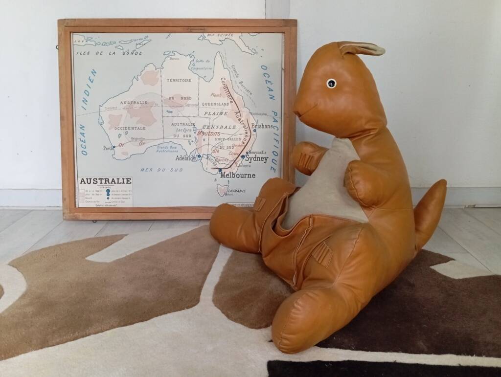 Kangaroo leather magazine rack, 1960s