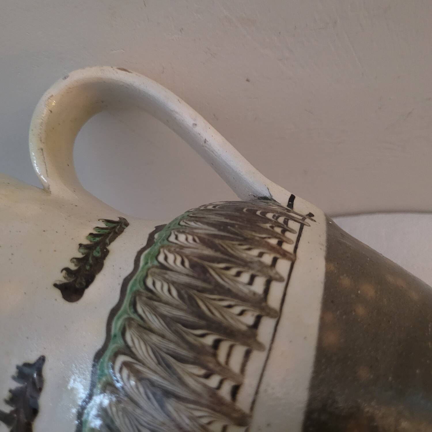 Stoneware jug with floral decoration – 1950s–1970s – 1.25 L