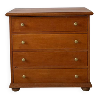 Charming vintage chest of drawers
