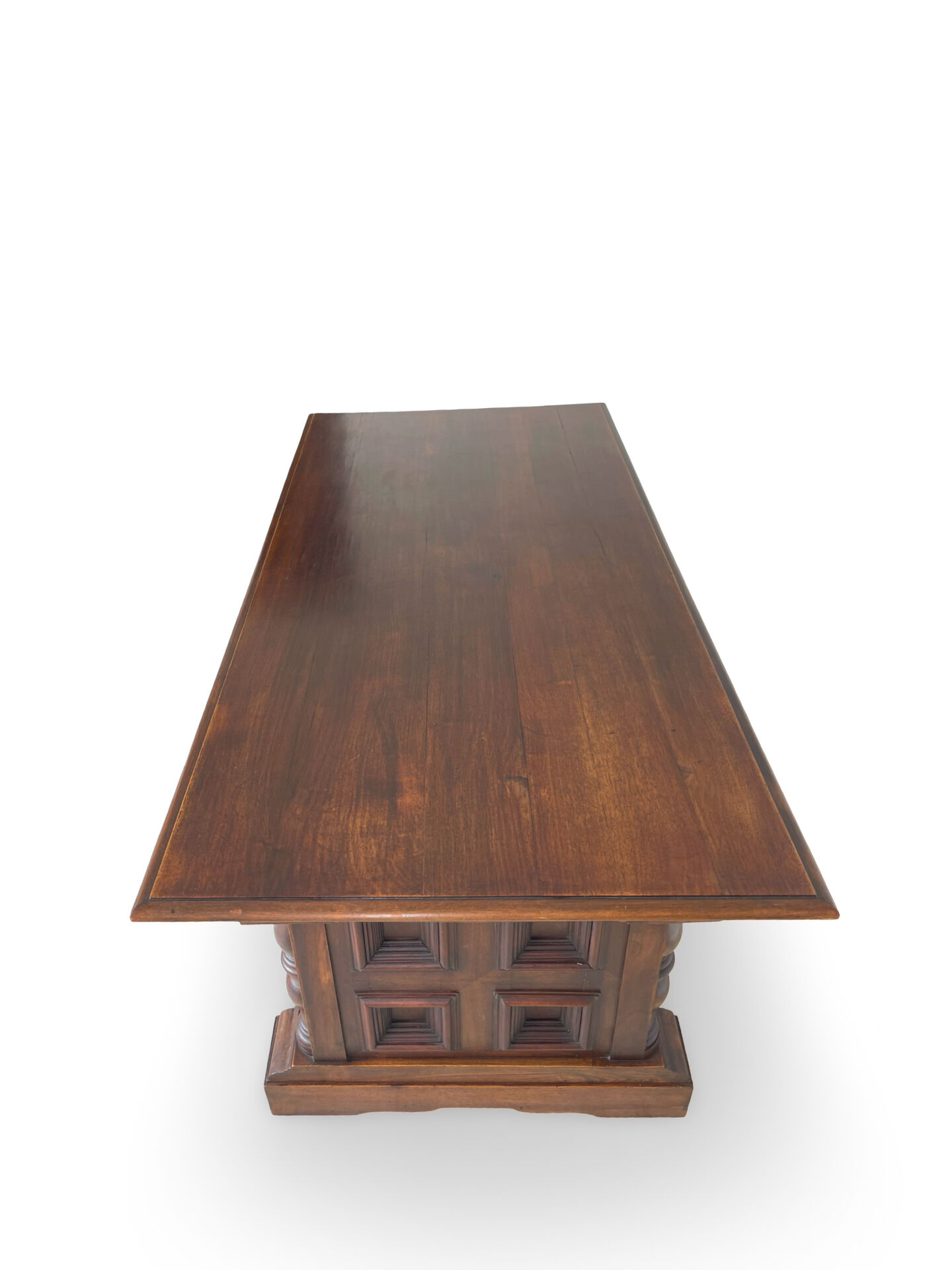 La table à manger extensible de haute qualité de style Renaissance italienne,