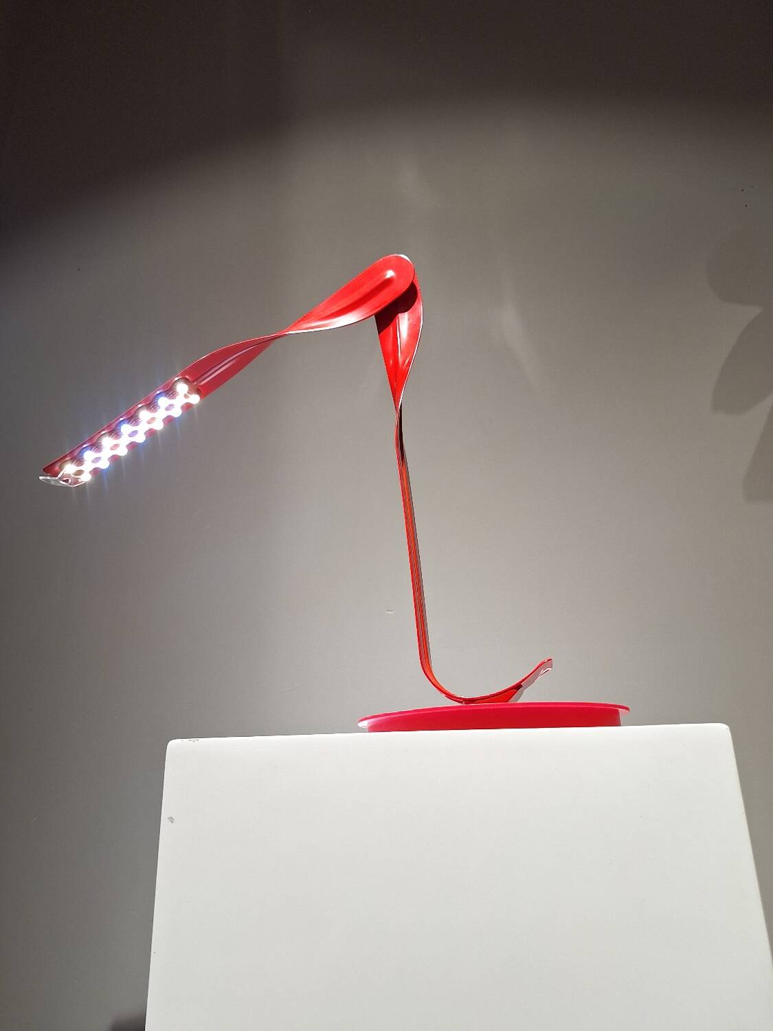 Leaf desk lamp by Yves Béhar for Herman Miller, 2007.