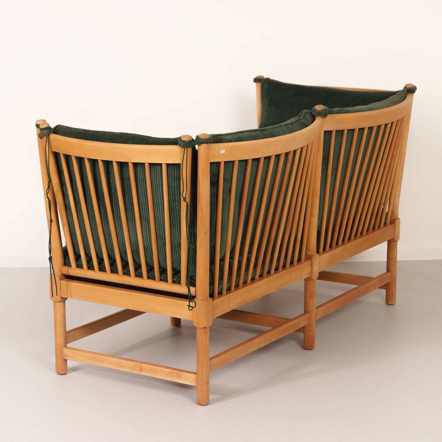 SPOKE-BACK SOFA BY BORGE MORGENSEN FOR FRITZ HANSEN, 1963 | EARLY EDITION