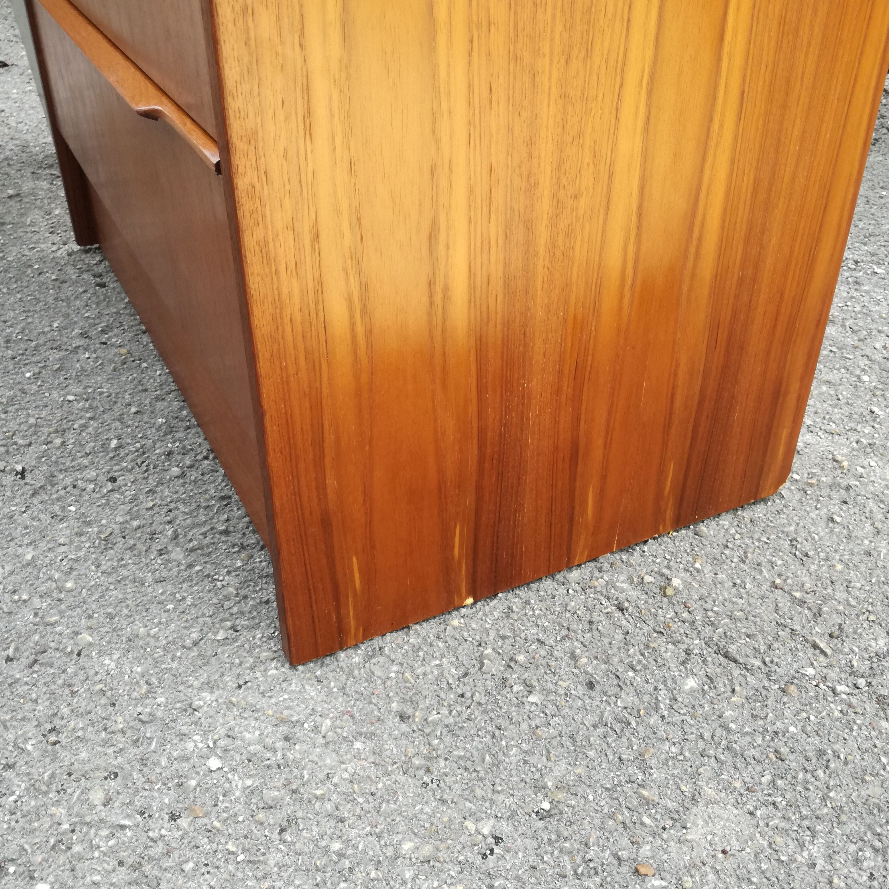 Scandinavian chest of drawers L75