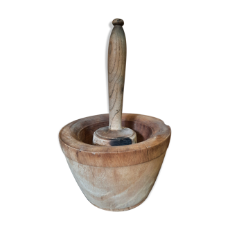 Wooden mortar