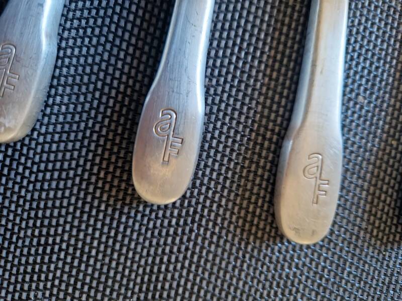 7 silver-plated Christofle knives for Air France