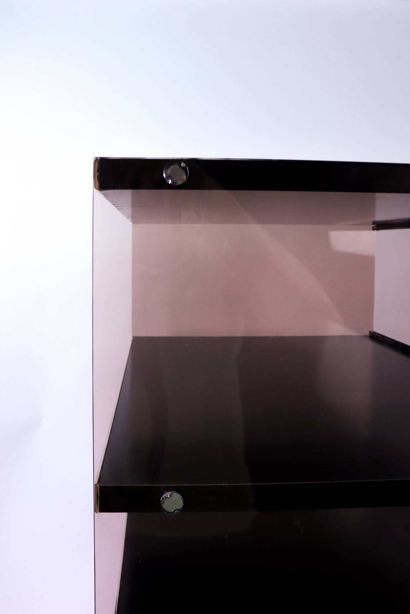 Meuble Hifi, range vinyles en plexiglas fumé par Eric Maville, années 70