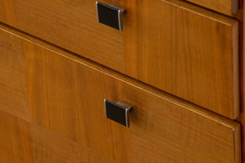 Scandinavian chest of drawers – 90 cm