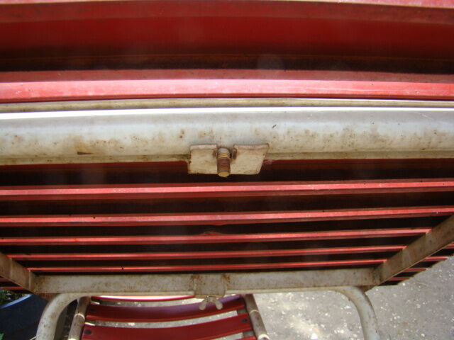 Garden table and two vintage canvas chairs 50/60
