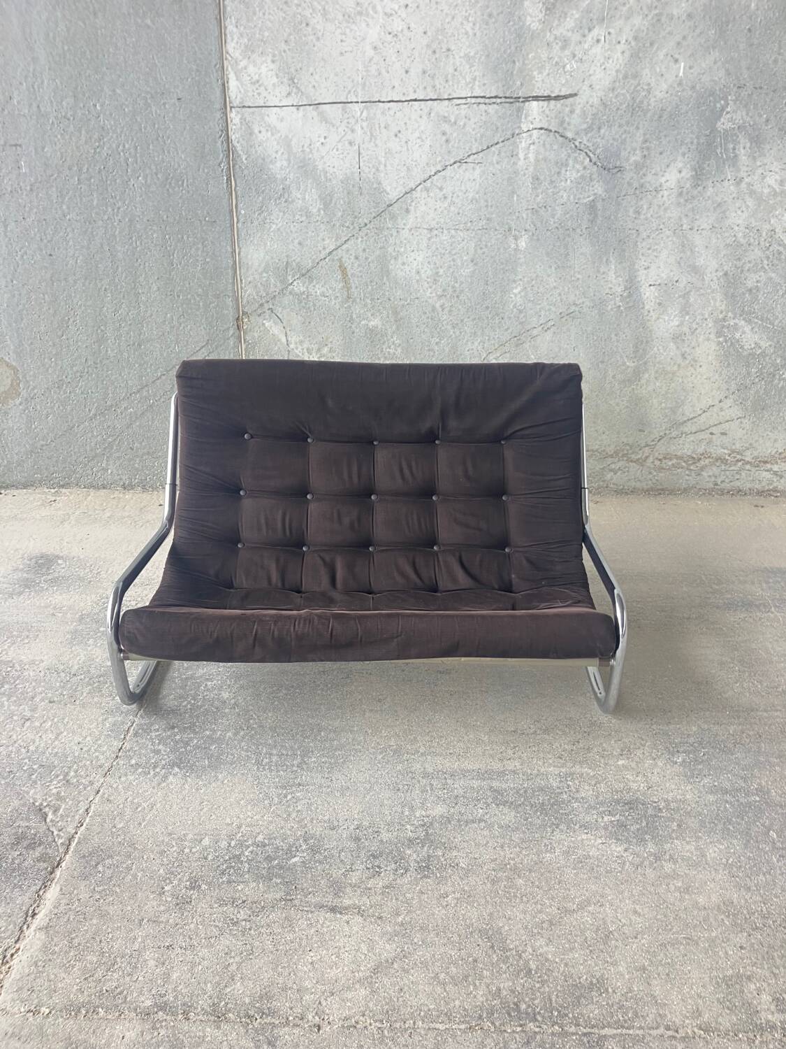 Vintage 2-seater sofa from the 1970s