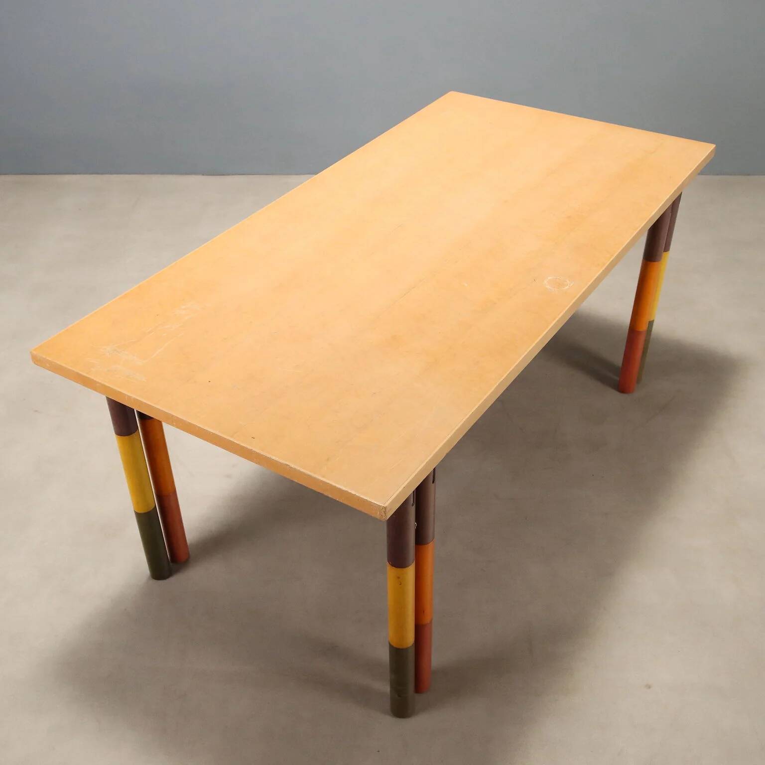 Vintage dining table Karan d'Ache Malobbia, design by Citterio and Nava, 1980s.