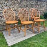 4 Scandinavian chairs in light wood