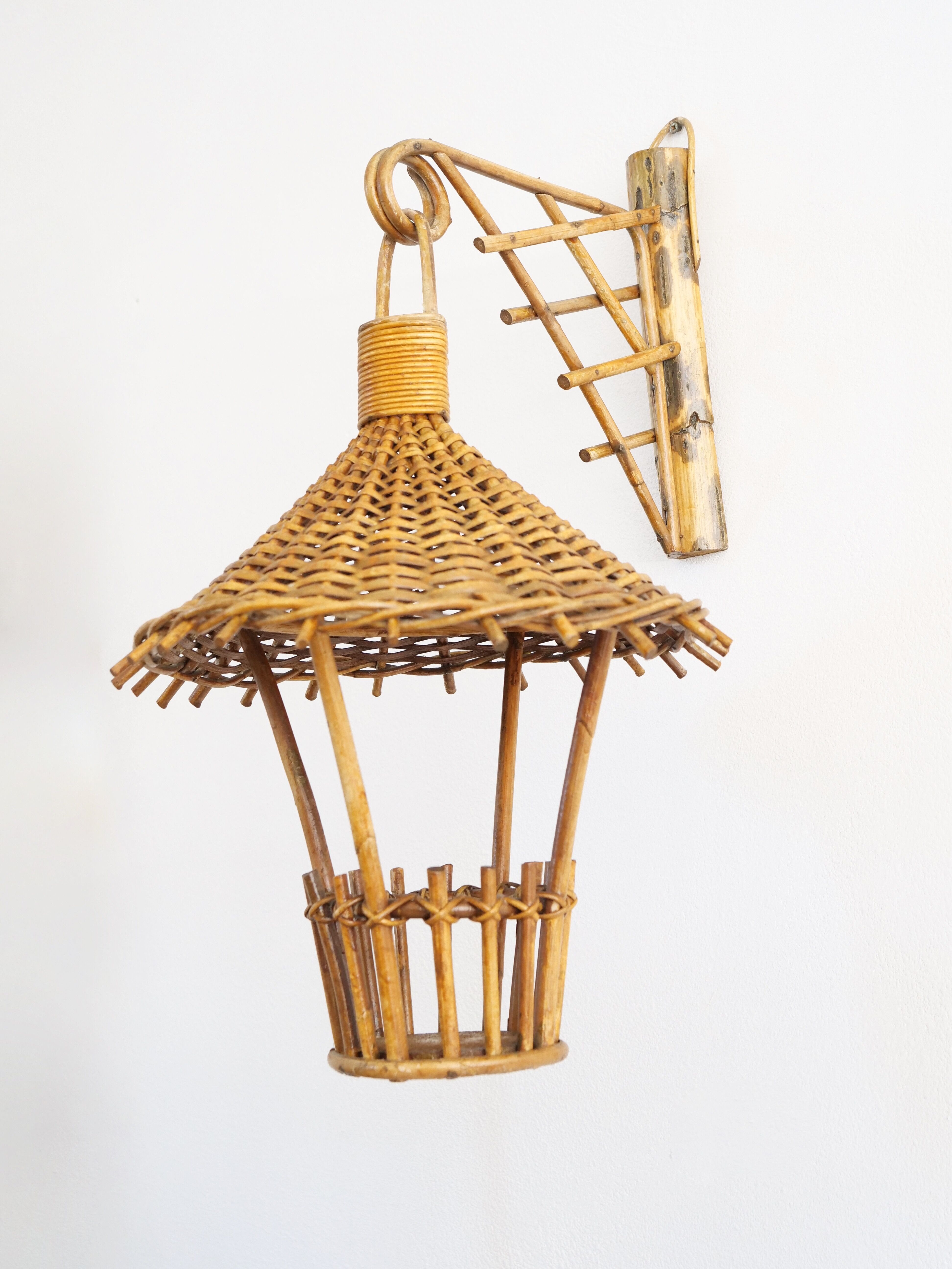 rattan wall lamp for hanging plant