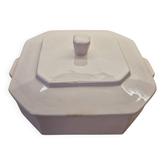 St Amand soup tureen