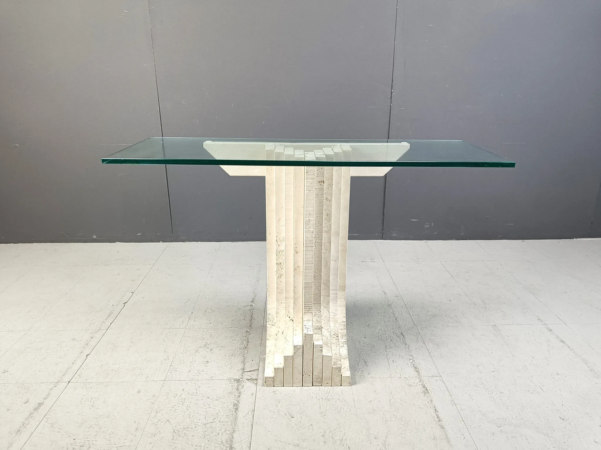 Table console en travertin vintage dans le style de Carlo Scarpa, années 1970.