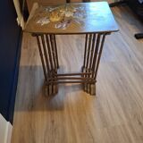 Nesting table