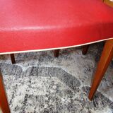 Set of 5 wooden chairs and red skaï