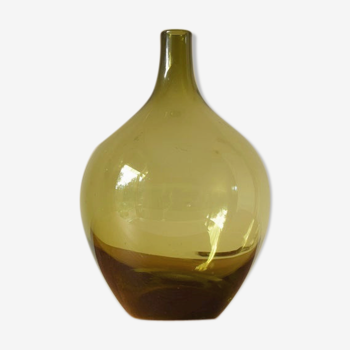 Green glass soliflore vase