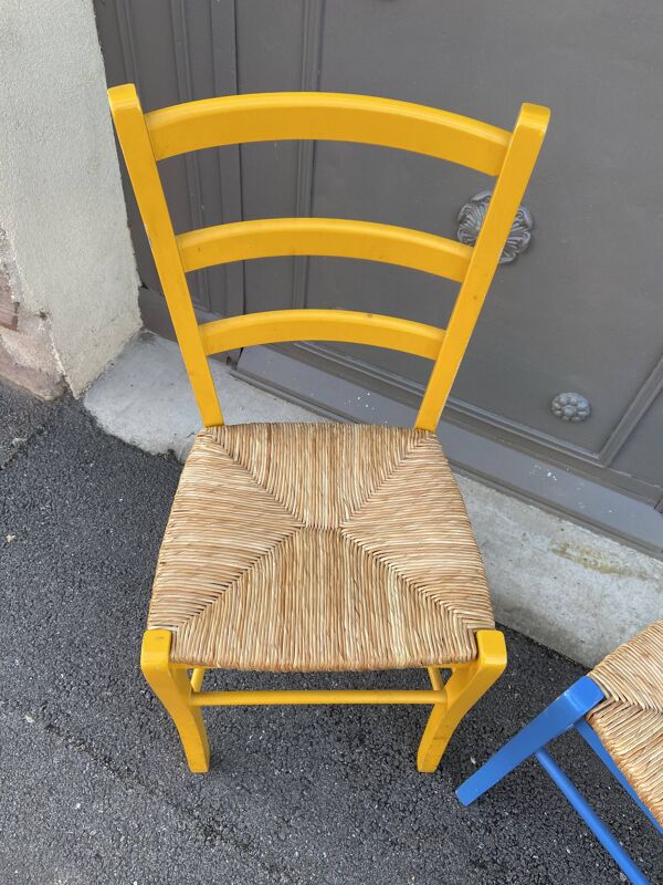 Fausse paire de chaises rustique bistrot Vintage