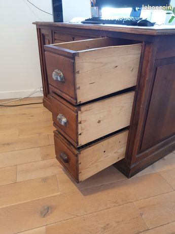 Oak desk