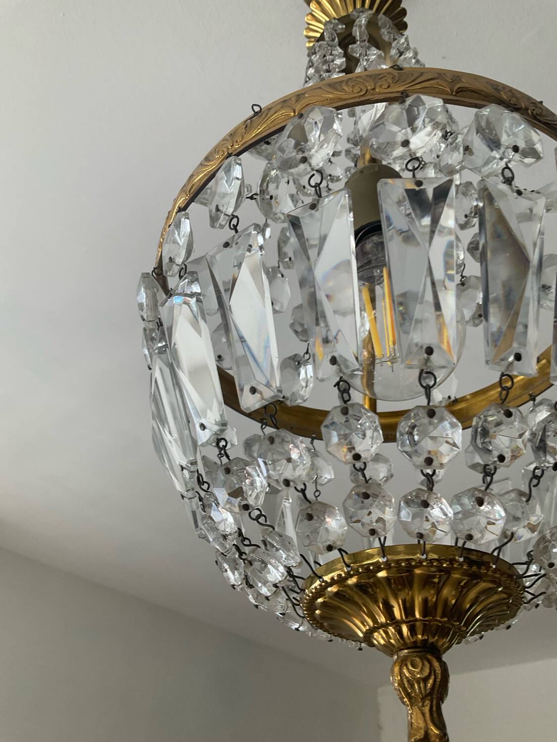 Hot air balloon chandelier with crystal and brass tassels