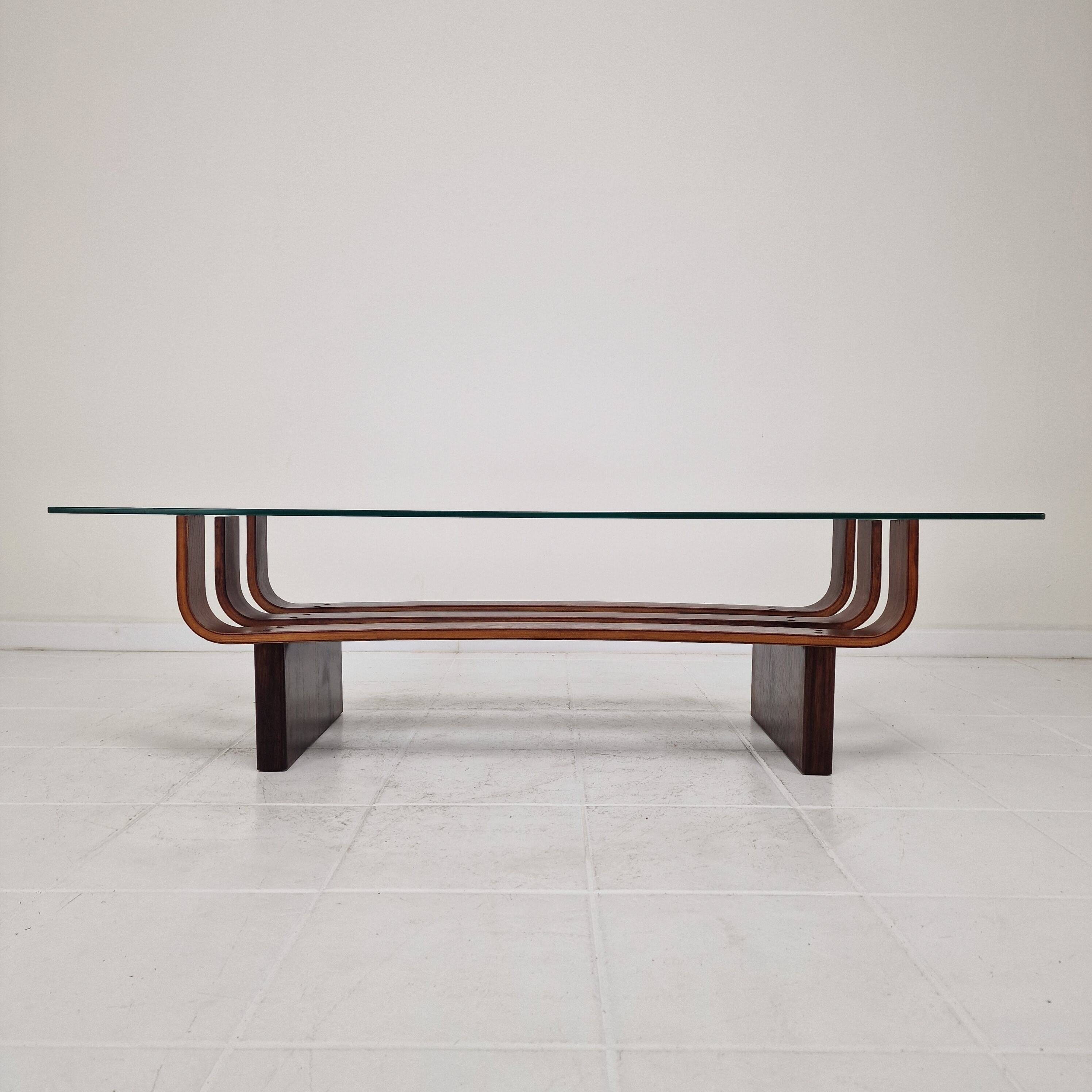 Table basse en teck élégante des années 60 par James Brown pour T.H. Brown, années 1970.