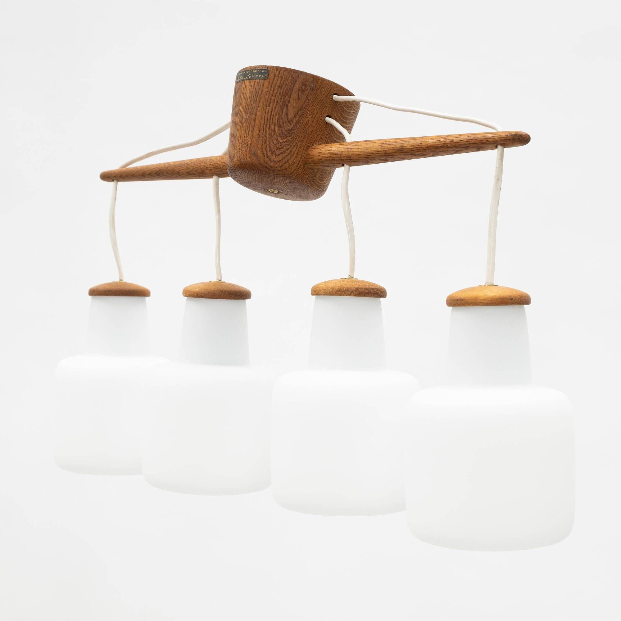 Uno & Osten Kristiansson for Luxus Light - 4 pendant chandelier in oak and glass