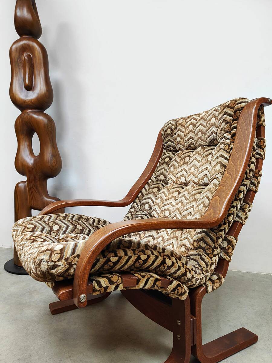 Vintage Siesta lounge chair & ottoman