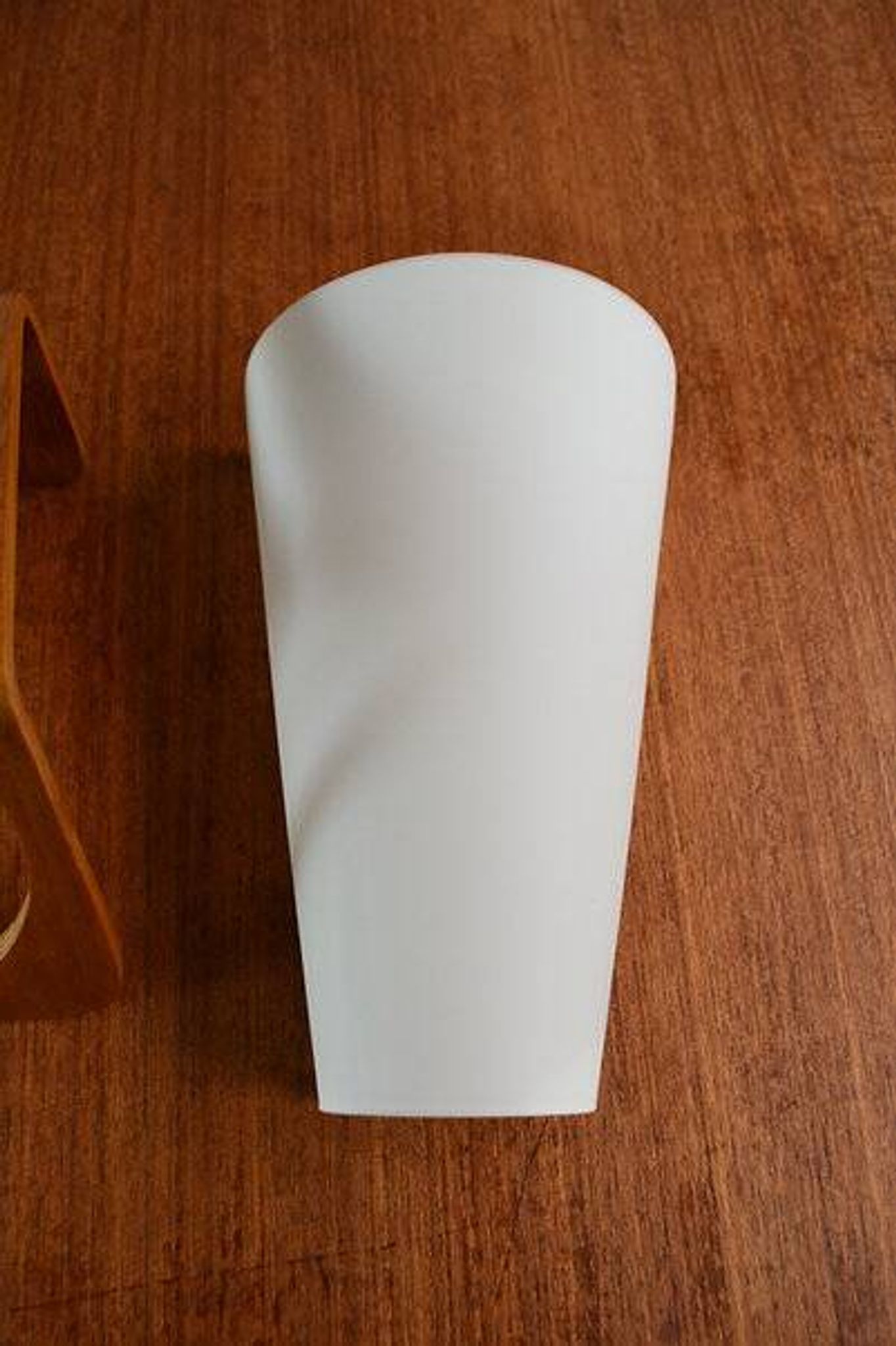 Applique murale Louis Kalff NX 41 opaline teck
