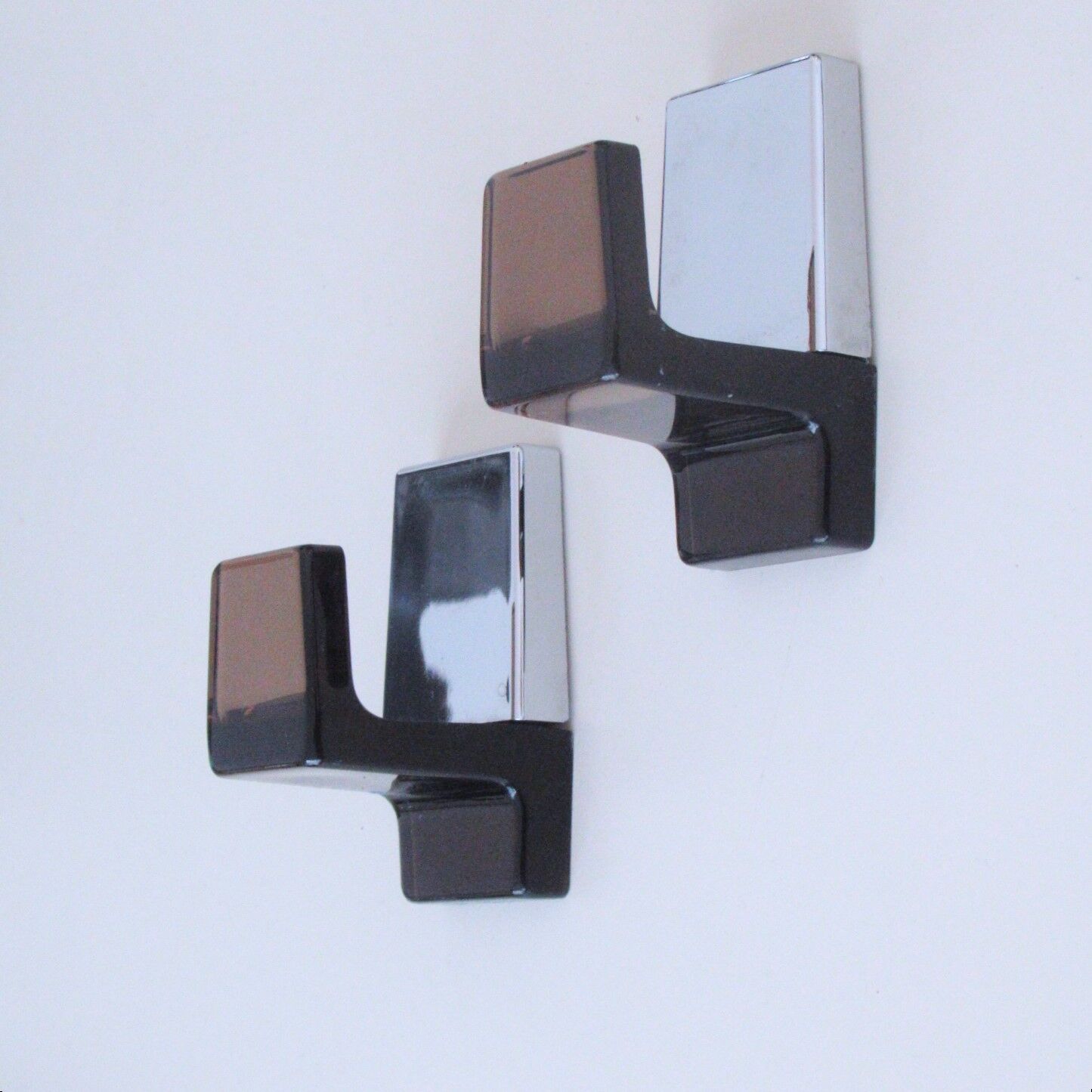 Pair of plexiglass hooks 70s/80s