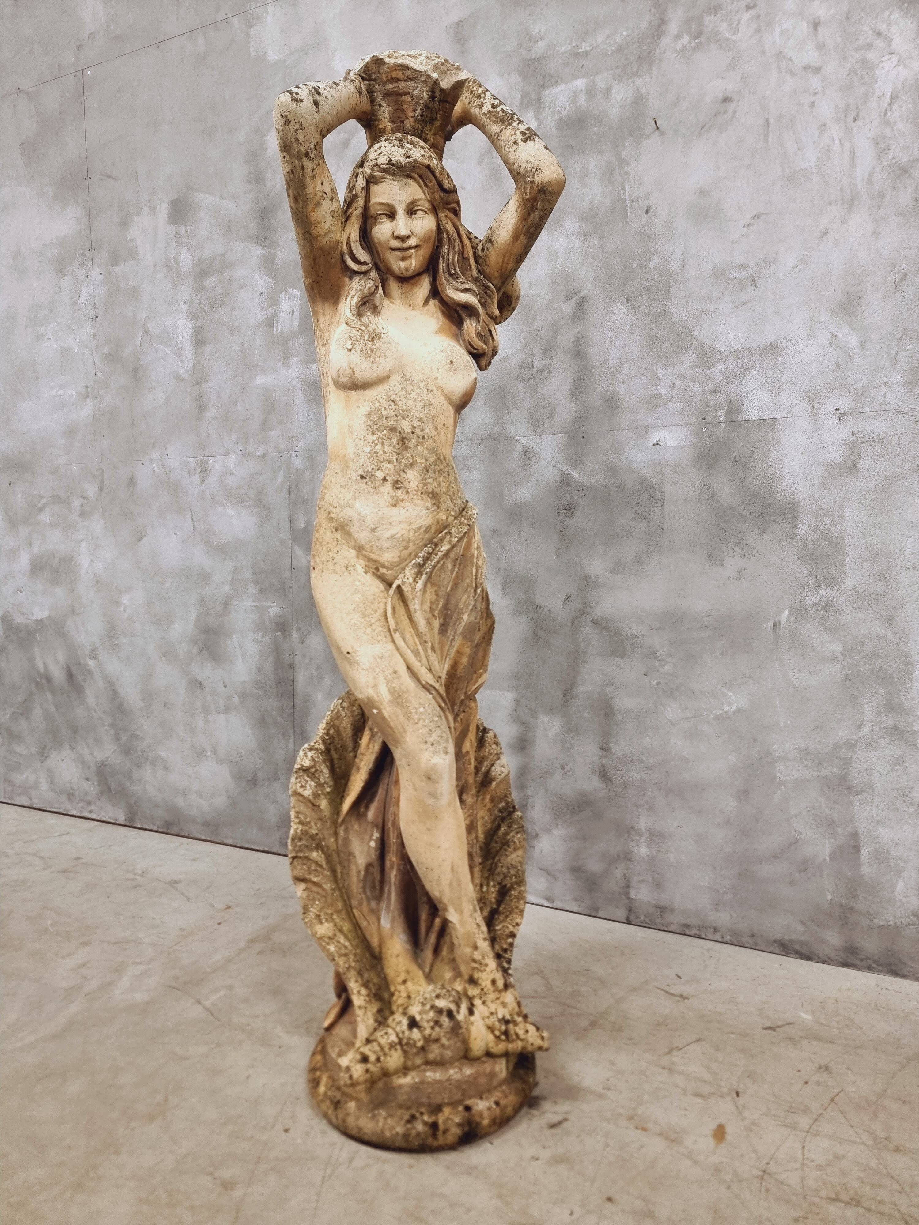 Statue de jardin ancienne en pierre sculpture française hauteur 175 cm