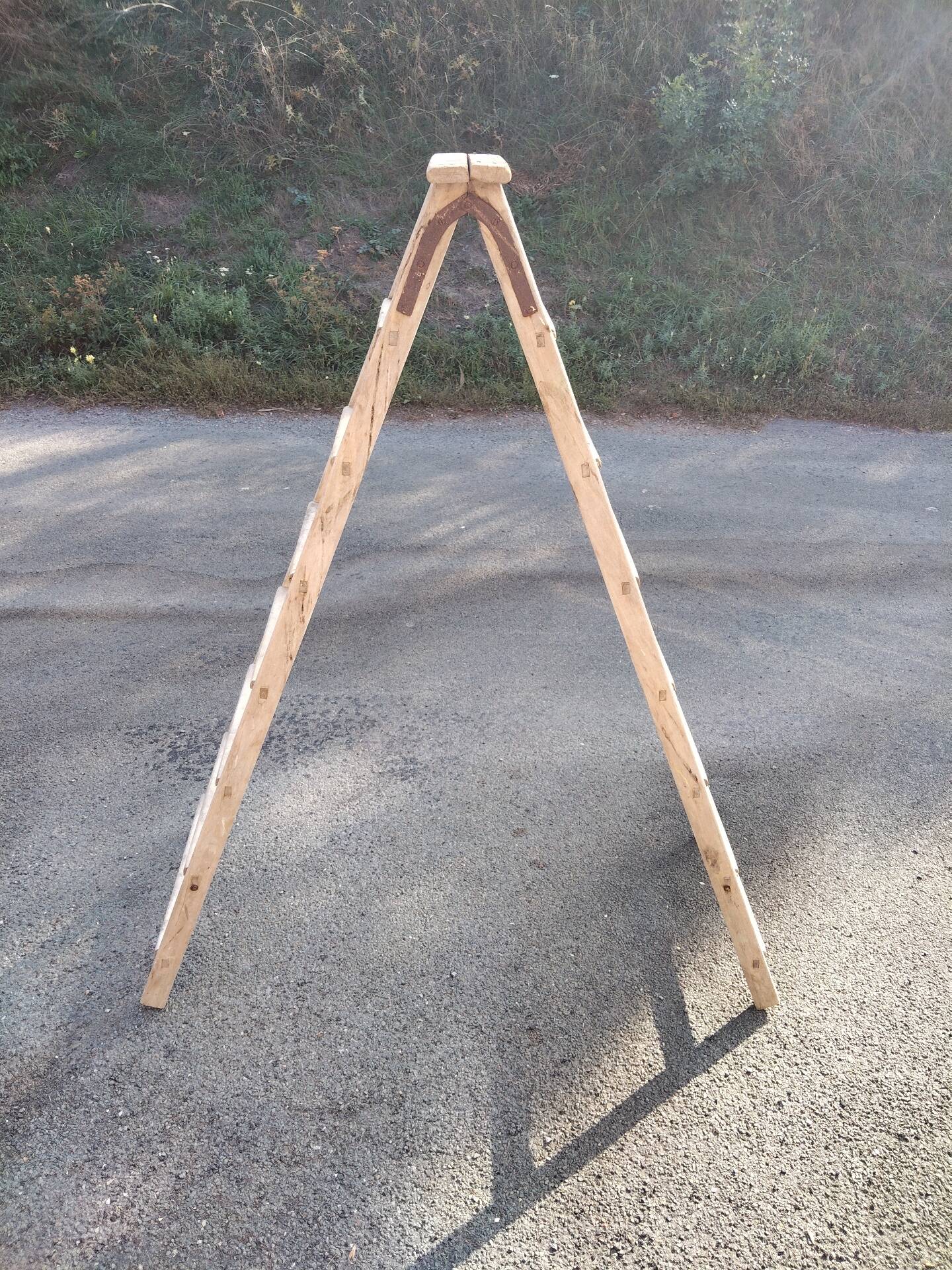 Workshop step stool in wood