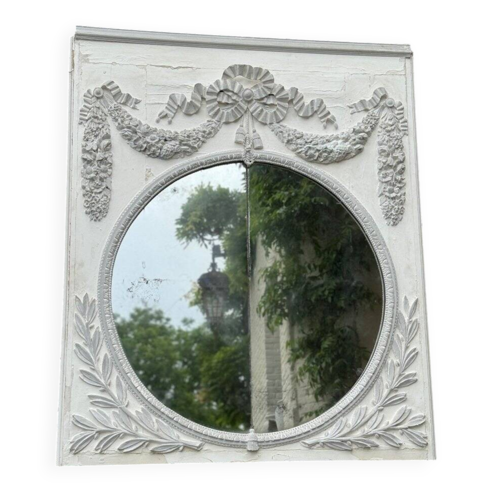Louis XVI style fireplace mirror, carved wood trumeau with white and grey highlights, 18th century