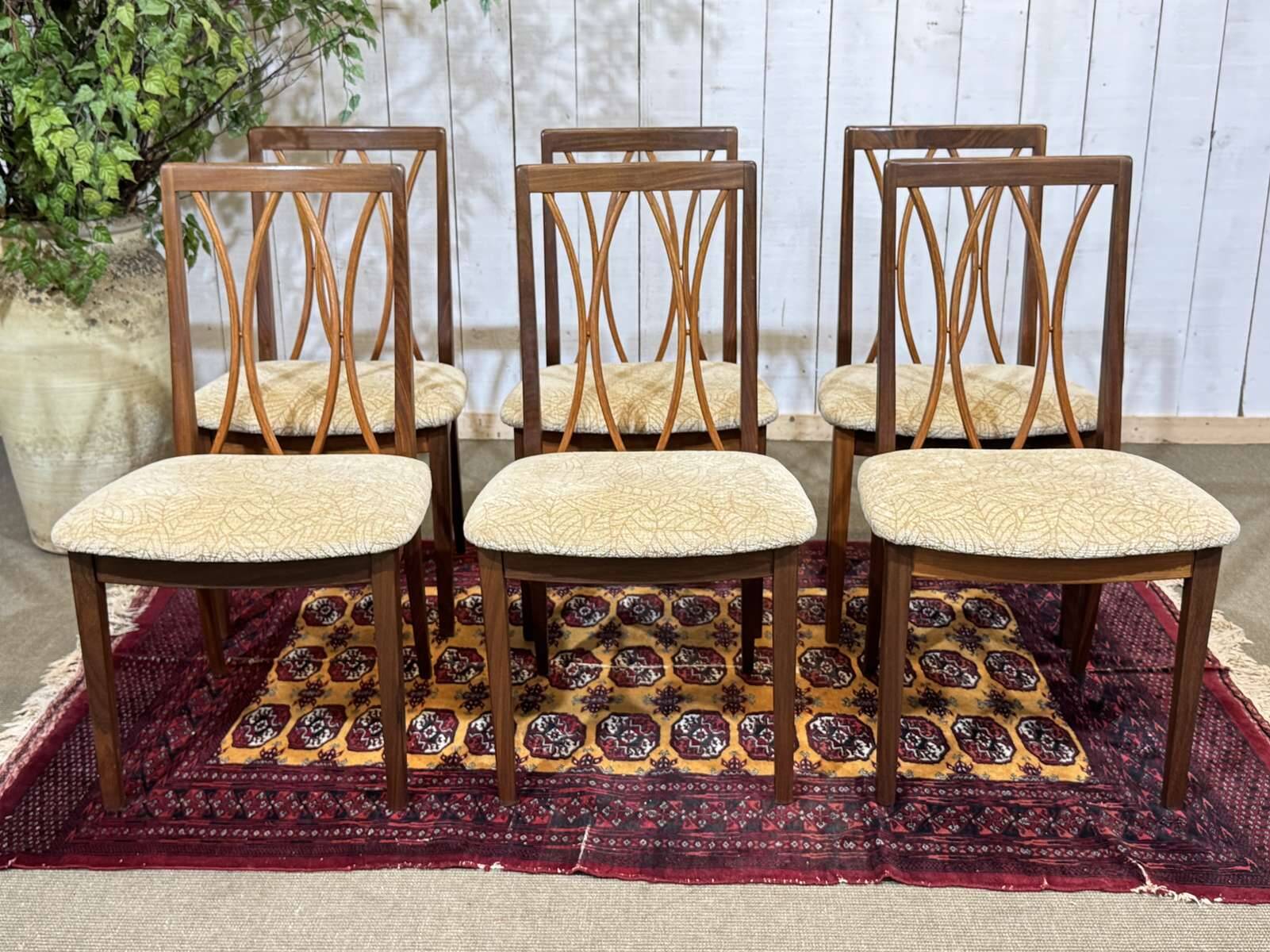 Set of 6 teak chairs from the English brand G-Plan from the 1970s.