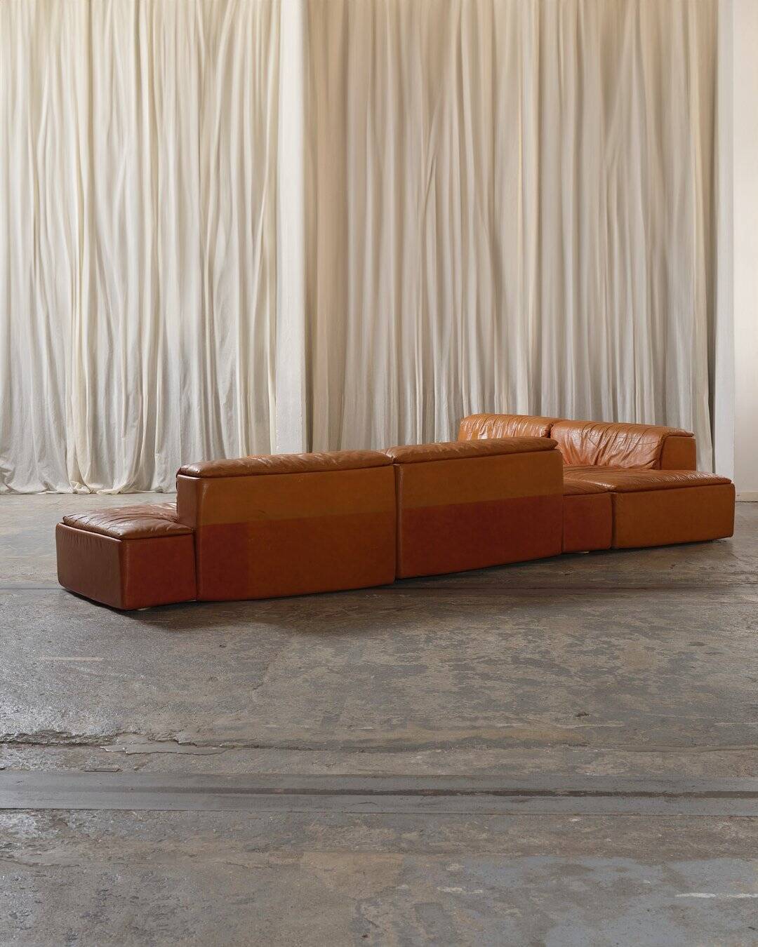 Paione modular sofa in brown leather, Claudio Salocchi, 1960s