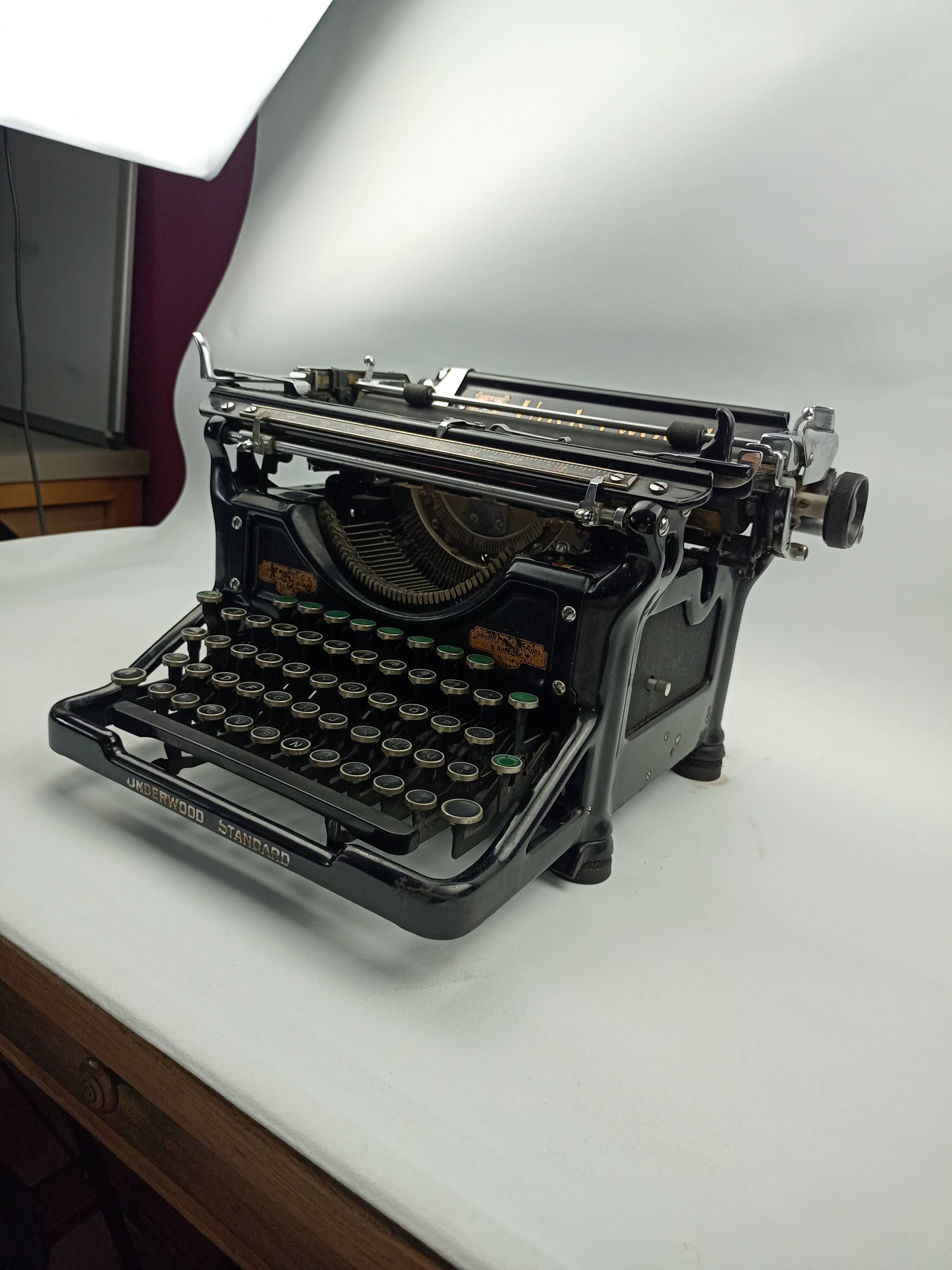 Underwood No. 5 of 1911 typewriter - Standard - Champion