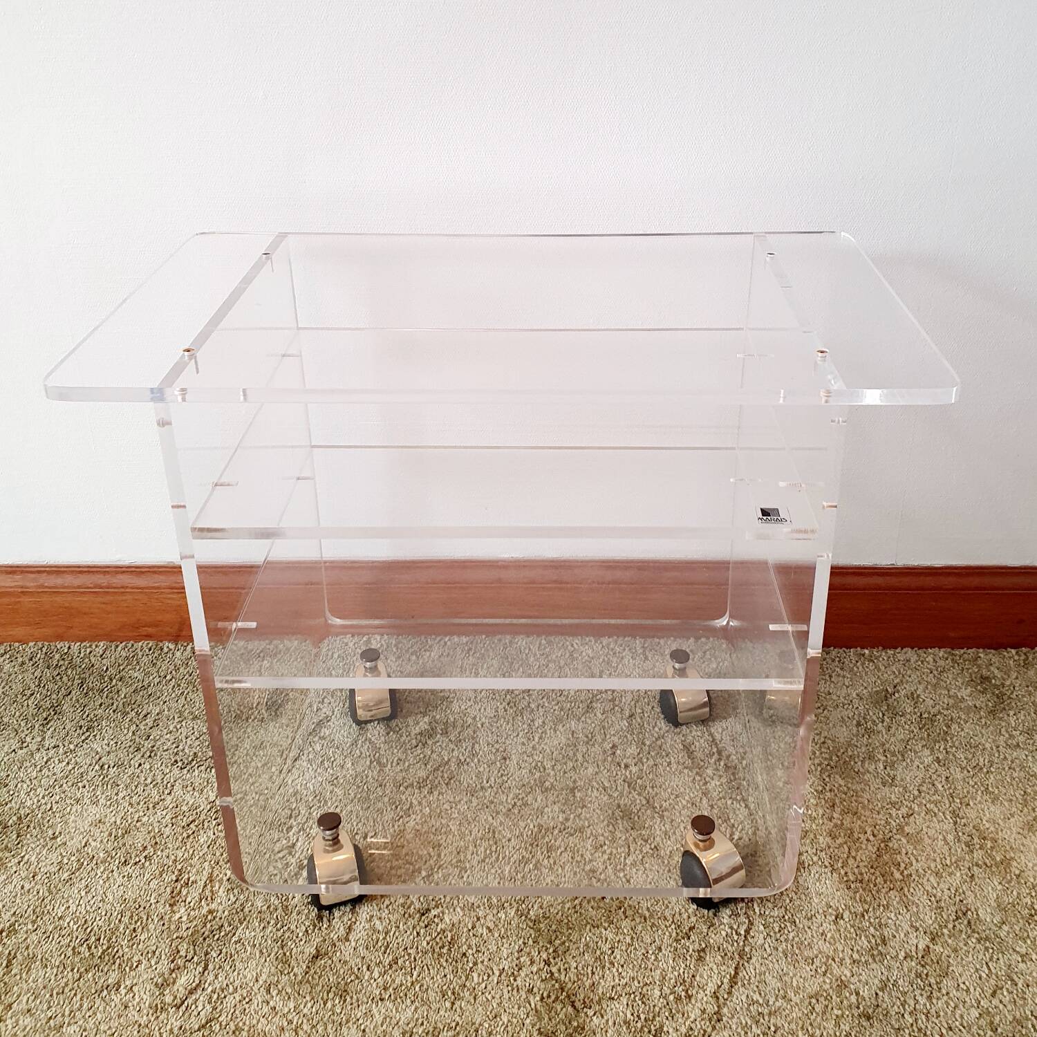 Meuble hi-fi  plexiglas Marais International