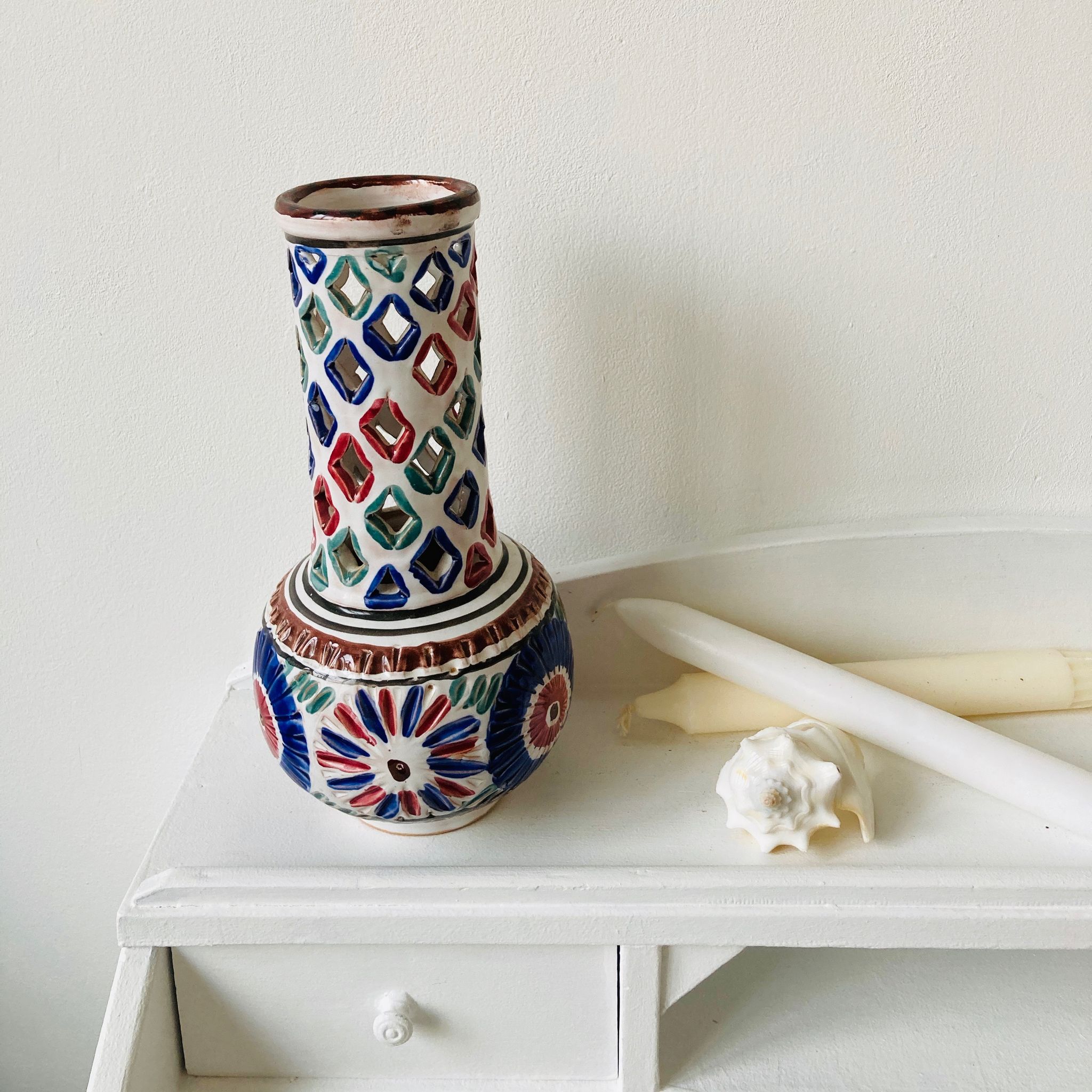 Vase en terre cuite émaillé
