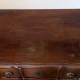 Small "crossbow" chest of drawers, Louis XV style, in walnut