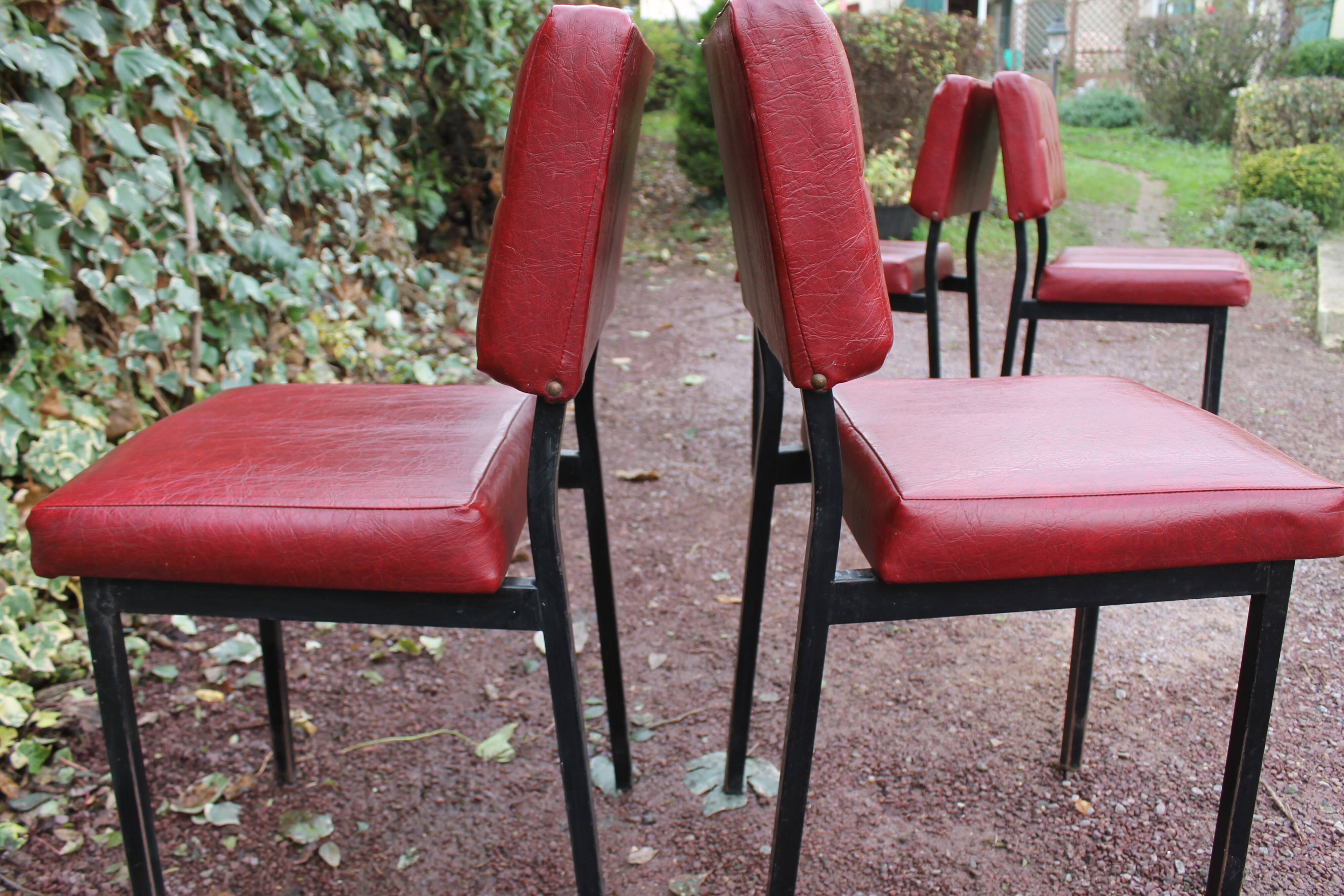 Series of 4 red chairs in skai 50s